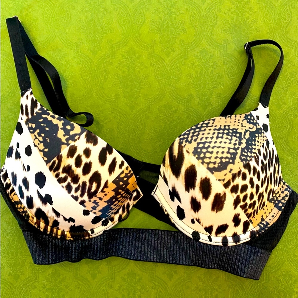 Victoria’s Secret Leopard Push-Up Bra